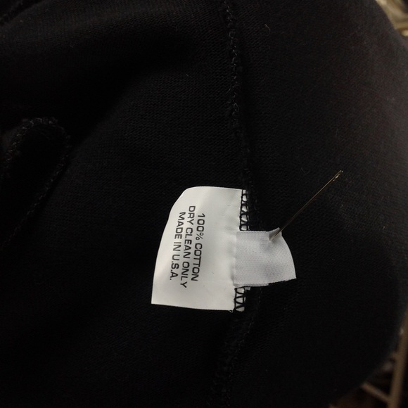 Urban Outfitters Black Sweater W/ 3/4 Sleeves - Picture 7 of 7